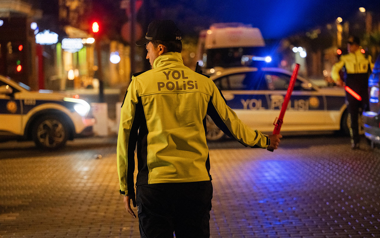 Telefonla DYP-ə çağırıla bilərsinizmi? Yol Polisi sizi idarəyə çağırırsa, nələri bilməlisiniz?