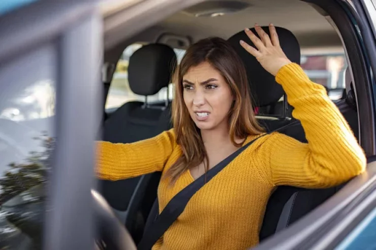 Yol vermək nədir? Nəyə cərimə düşür?